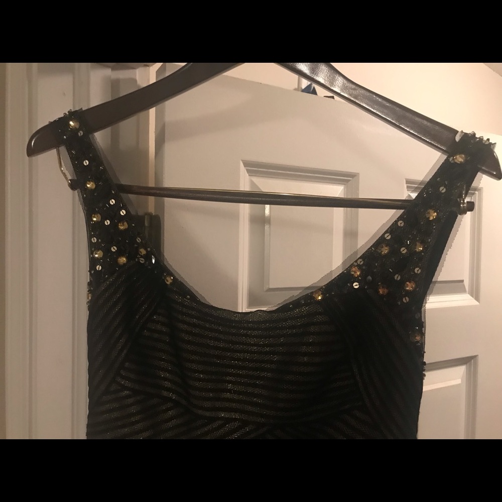 Beautiful BCBG Cocktail Dress - Brand New - Picture 4 of 8